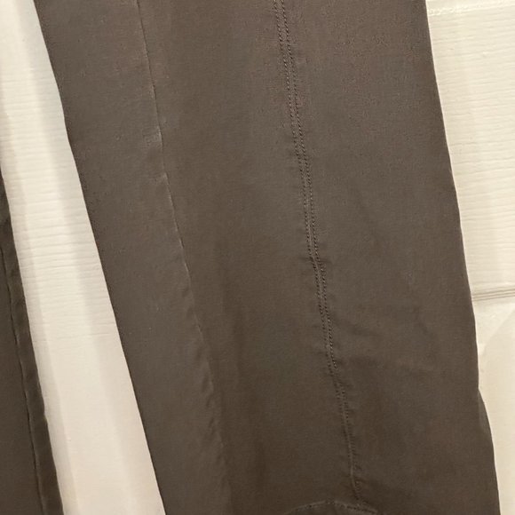 Isaac Mizrahi Live! Regular 24/7‎ Denim Boot Cut Fly Front Jeans A279252 Grey 14 - Picture 3 of 7